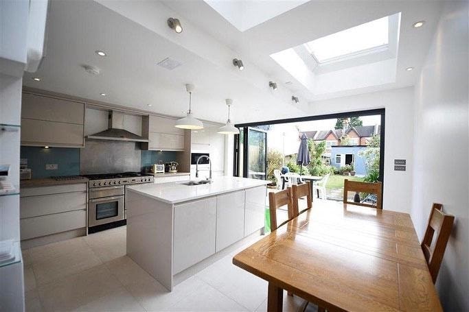 Builders Near London